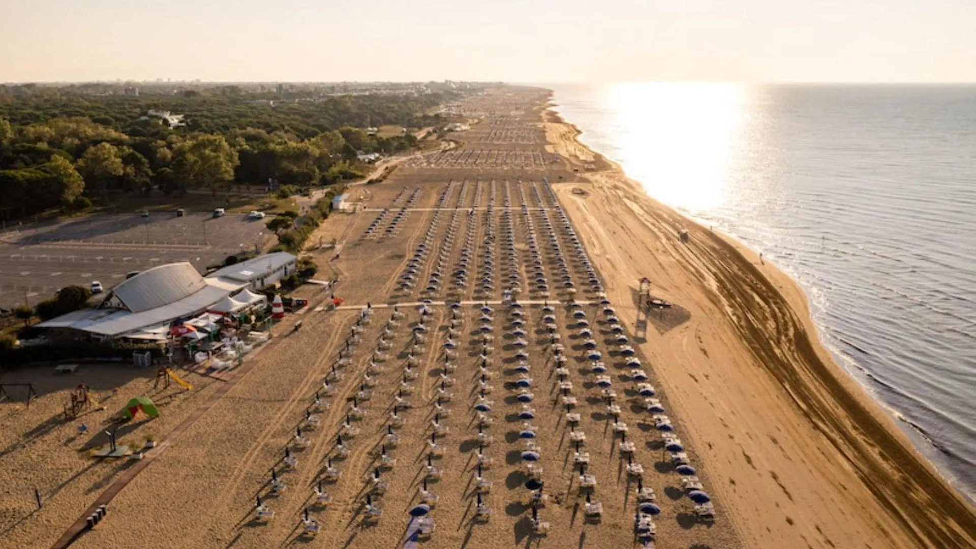 Bright And Functional Flat With Seaview Balcony Apartment Bibione Italy